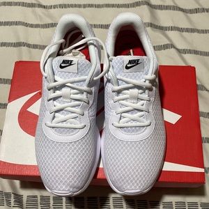 Women’s Nike Tanjun